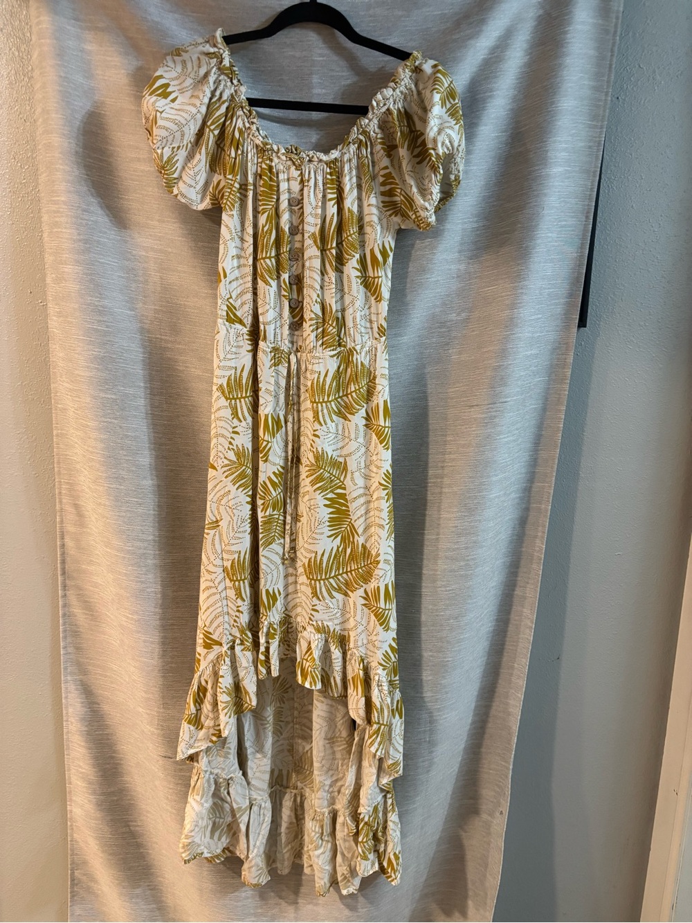 New Look White Off-Shoulder Leaf Print Maxi youth dress